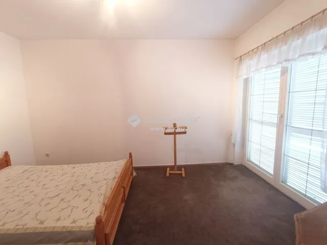 Eladó lakás Szekszárd 185 nm