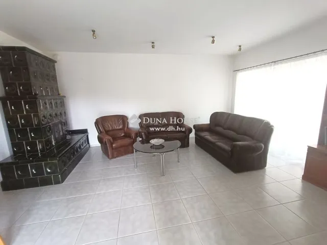 Eladó lakás Szekszárd 185 nm