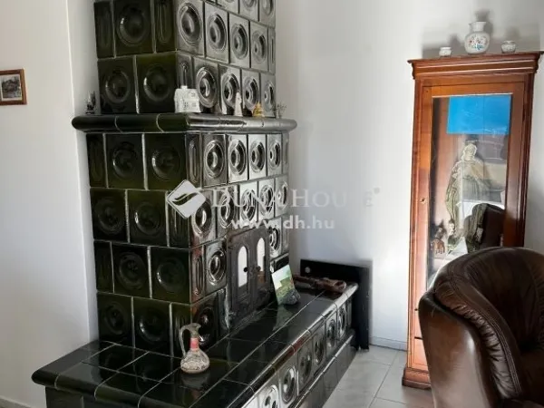 Eladó lakás Szekszárd 185 nm