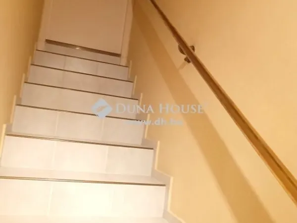 Eladó lakás Szekszárd 185 nm