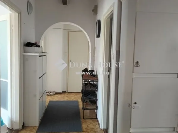 Eladó lakás Szekszárd 83 nm