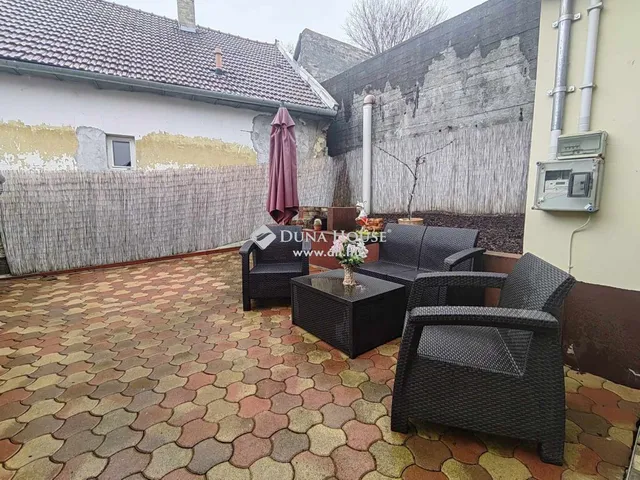 Eladó ház Szekszárd 80 nm
