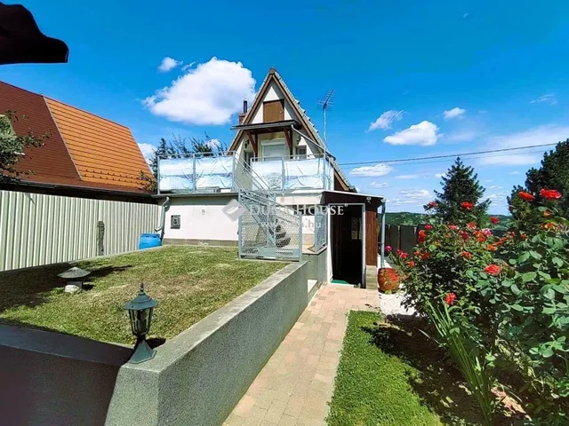 Eladó üdülő és hétvégi ház Szekszárd 70 nm