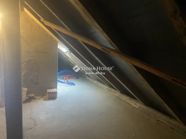 Eladó ház Dunaszentgyörgy 195 nm