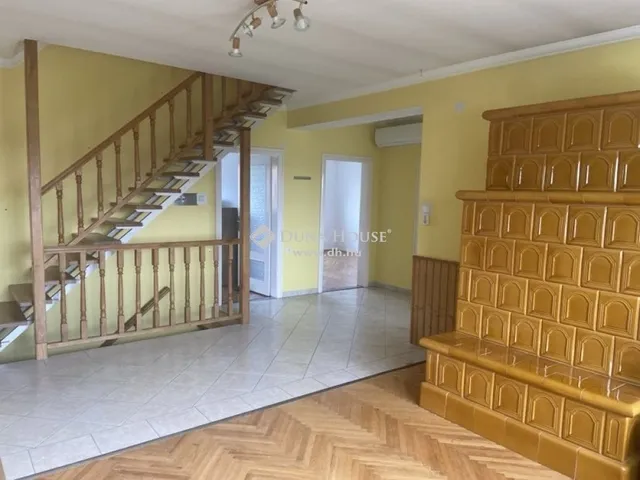 Eladó ház Dunaszentgyörgy 195 nm