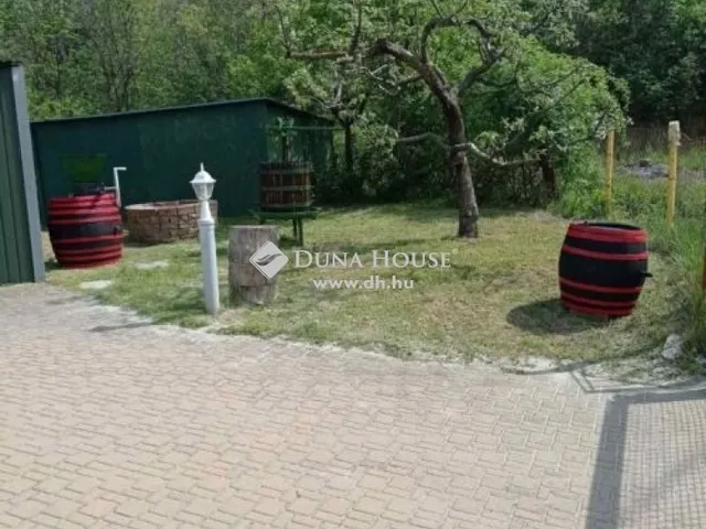 Eladó üdülő és hétvégi ház Szekszárd 92 nm