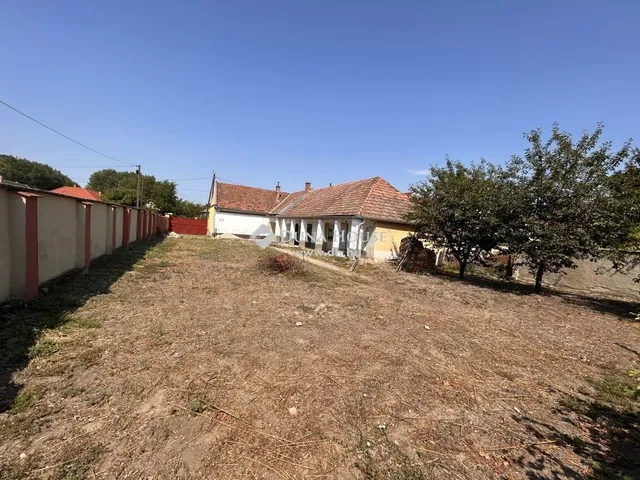 Eladó kereskedelmi és ipari ingatlan Sükösd 113 nm