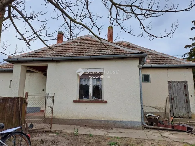 Eladó ház Bácsborsód 70 nm