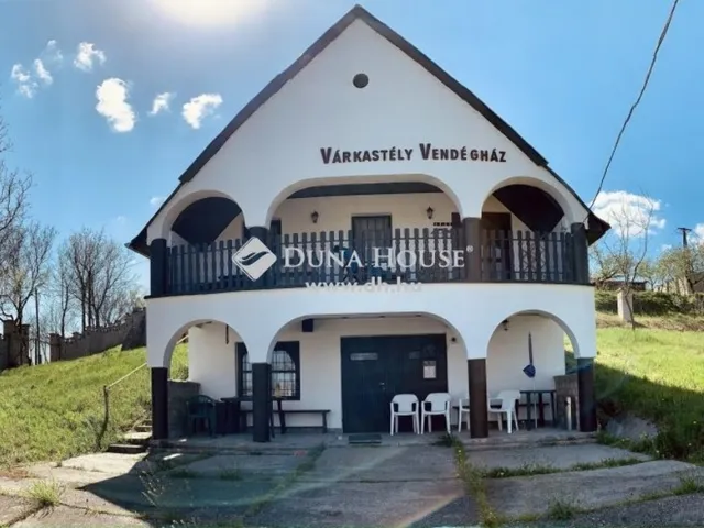 Eladó kereskedelmi és ipari ingatlan Sükösd 300 nm