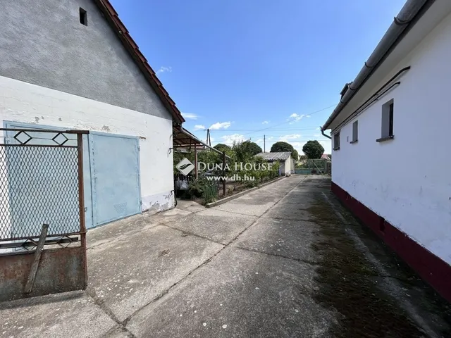 Eladó ház Nagybaracska 120 nm