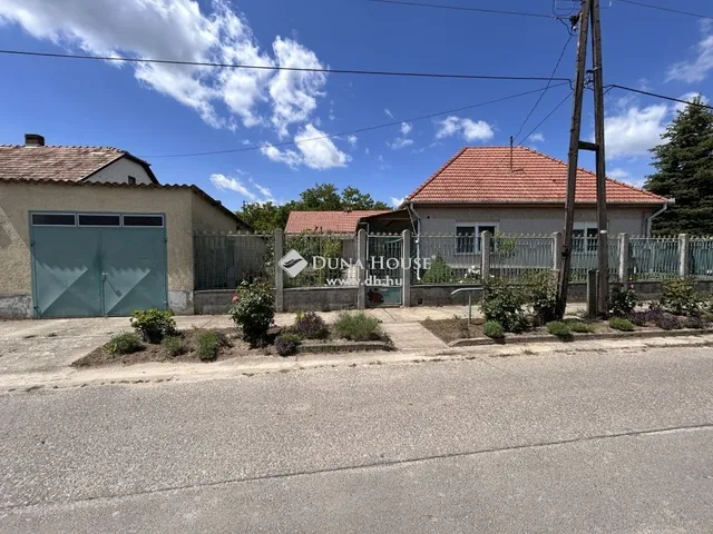 Eladó ház Nagybaracska 120 nm