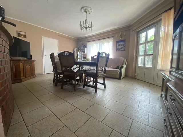 Eladó ház Decs 83 nm