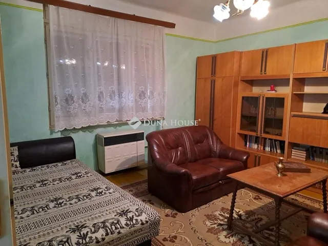 Eladó ház Bácsszőlős 126 nm