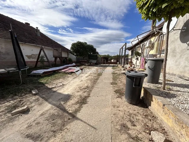 Eladó ház Bátmonostor 87 nm