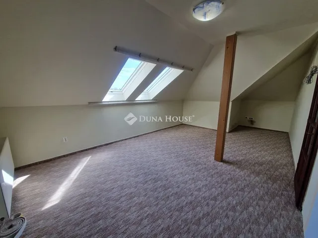 Eladó ház Baja 232 nm