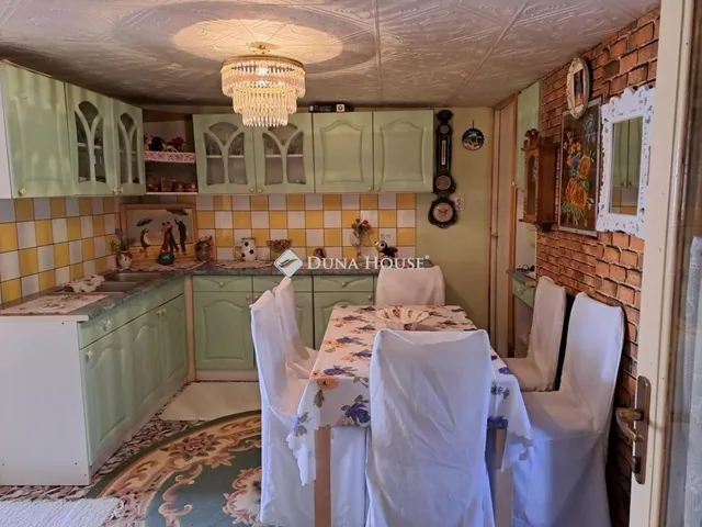 Eladó ház Rém 60 nm