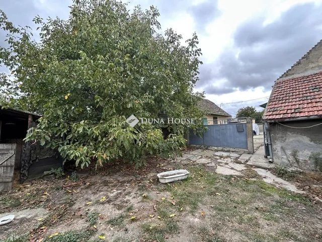 Eladó ház Nagybaracska 140 nm