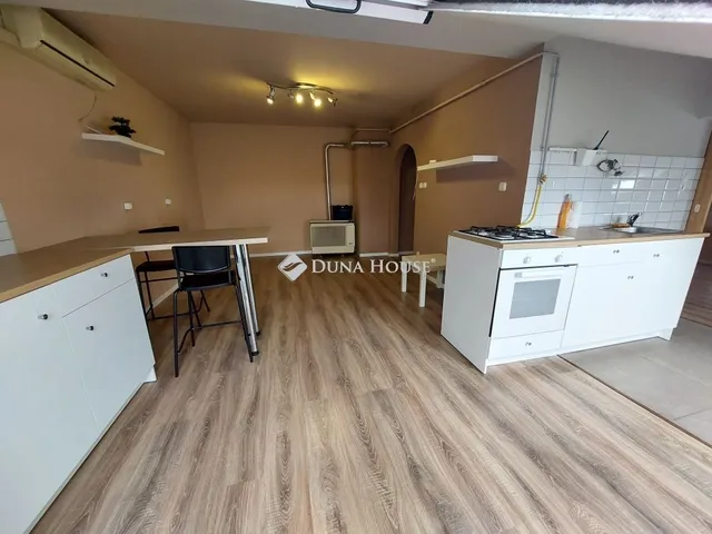 Eladó lakás Baja 58 nm