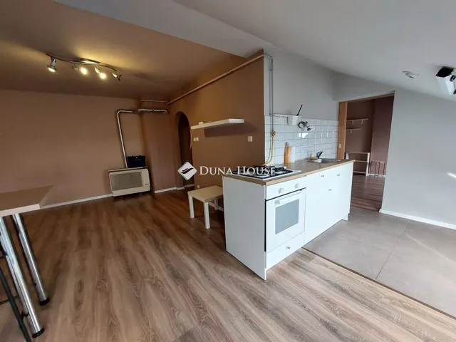 Eladó lakás Baja 58 nm