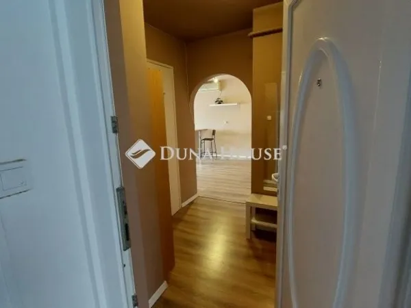 Eladó lakás Baja 58 nm