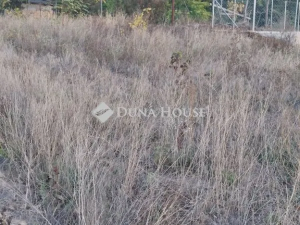 Eladó telek Baja 3082 nm