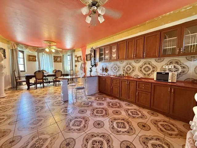 Eladó ház Szekszárd 166 nm