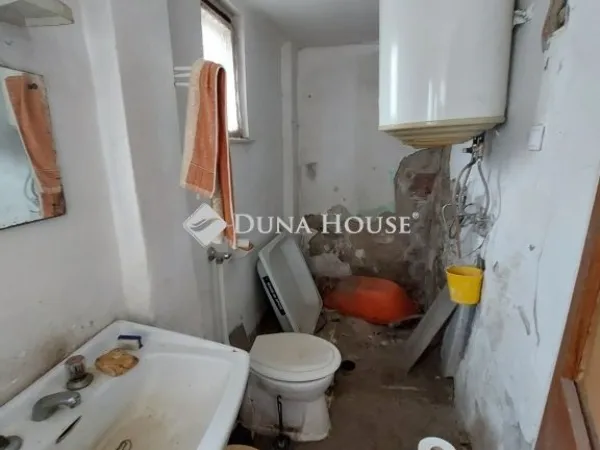 Eladó ház Baja 65 nm