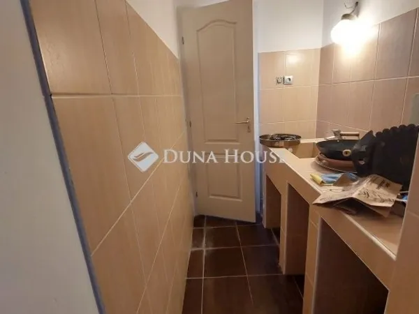 Eladó lakás Baja 320 nm