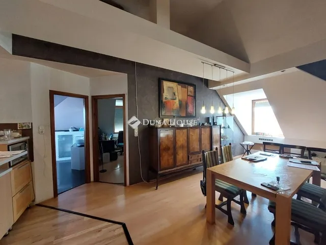 Eladó lakás Baja 320 nm