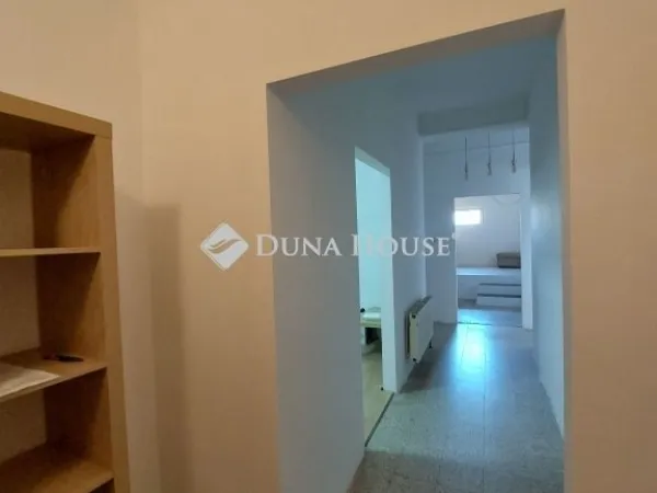 Eladó lakás Baja 320 nm