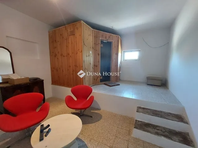 Eladó lakás Baja 320 nm