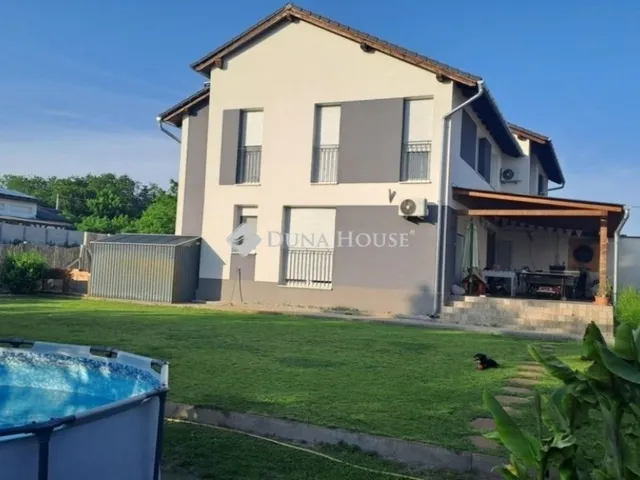 Eladó ház Baja 120 nm