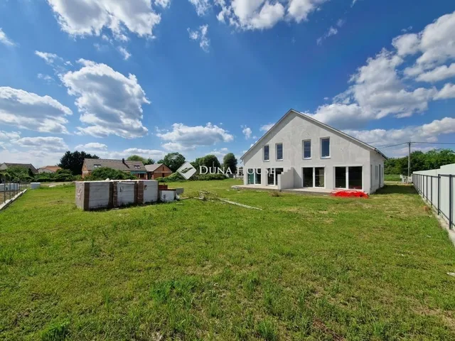 Eladó ház Baja 150 nm