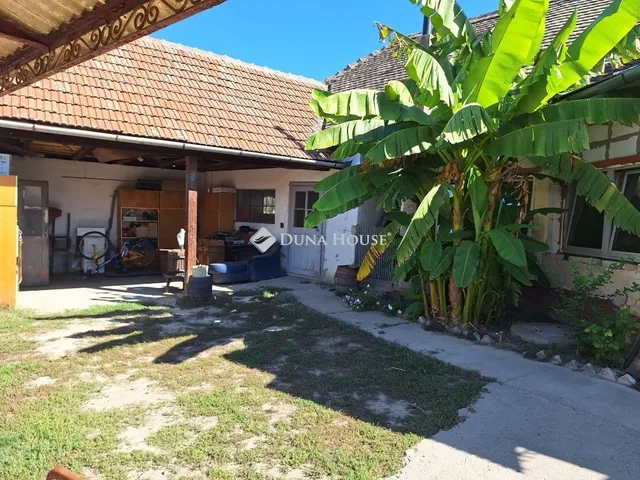 Eladó ház Dávod 70 nm