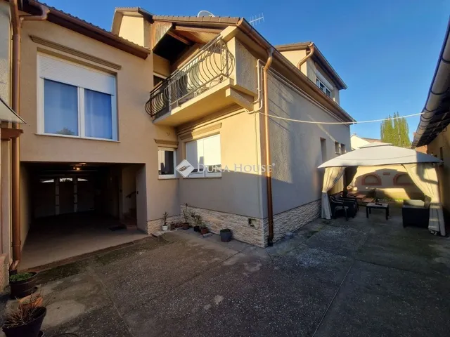 Eladó lakás Baja 206 nm