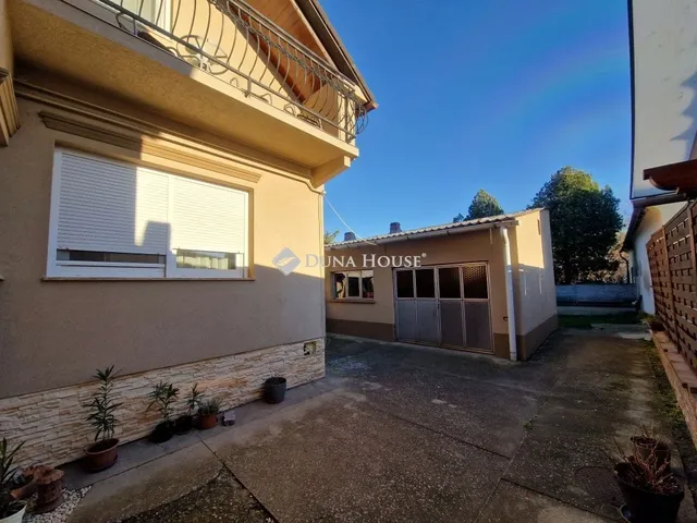 Eladó lakás Baja 206 nm