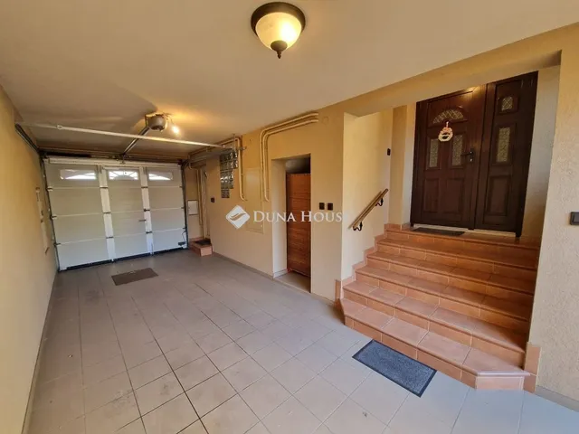 Eladó lakás Baja 206 nm