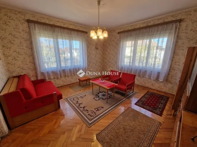 Eladó ház Baja 140 nm