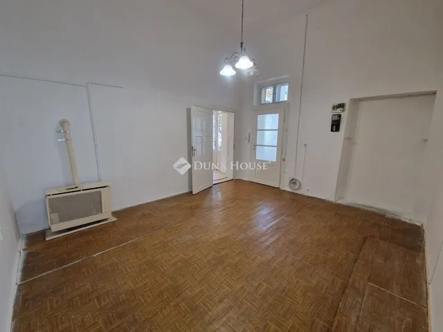 Eladó lakás Baja 91 nm