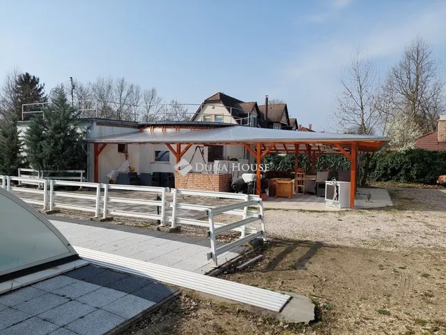 Eladó kereskedelmi és ipari ingatlan Baja 500 nm