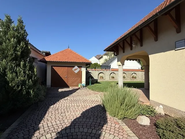 Eladó ház Baja 188 nm