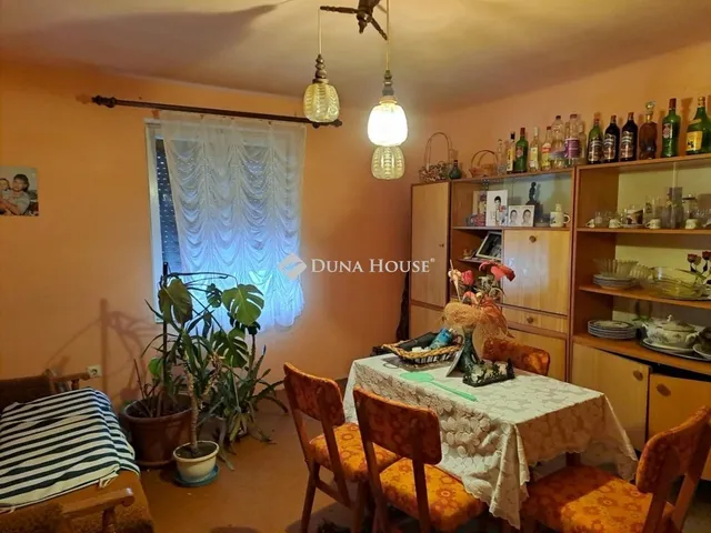 Eladó ház Kunbaja 81 nm