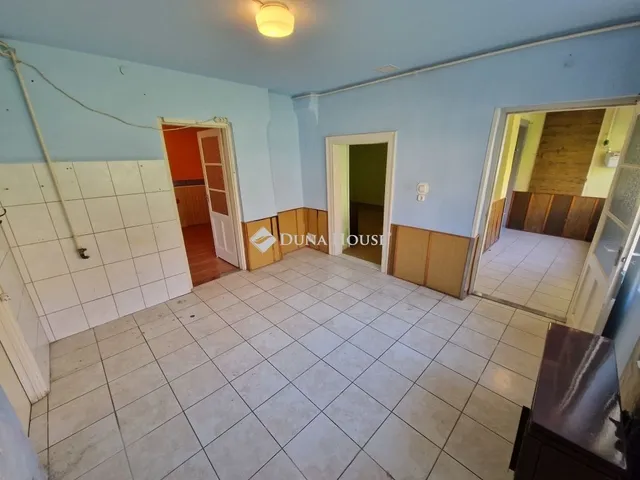 Eladó ház Baja 60 nm