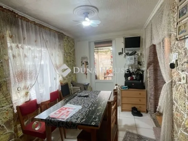 Eladó ház Baja 60 nm