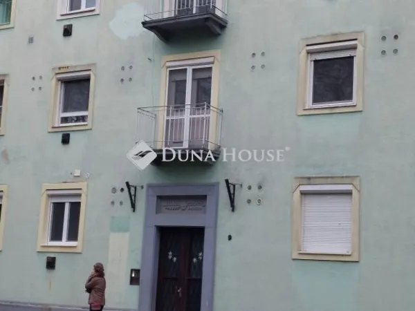 Eladó lakás Baja 35 nm