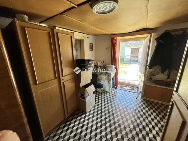 Eladó ház Szakály 61 nm