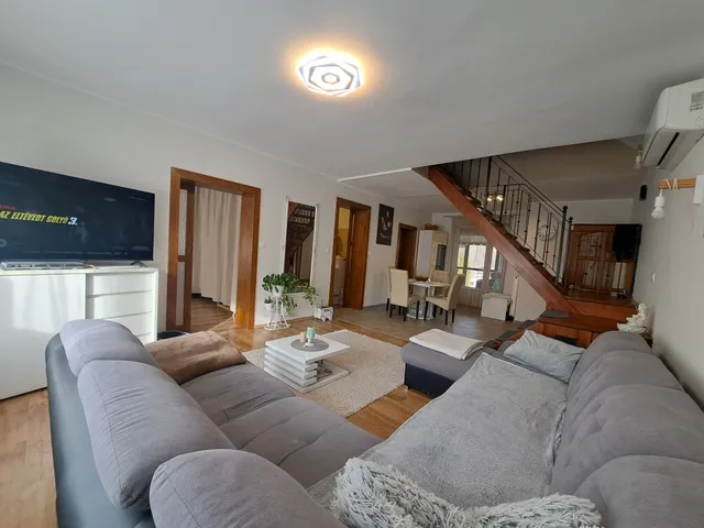 Eladó ház Baja, Bajaszentistván 128 nm