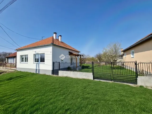 Eladó ház Bátaszék 71 nm
