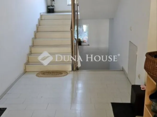 Eladó lakás Baja 78 nm