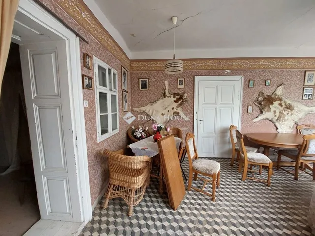 Eladó ház Érsekcsanád 145 nm